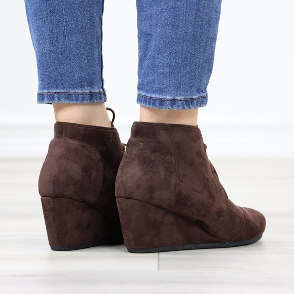 Brown Ankle Boots Wedge Heel Faux Suede Round Toe Lace Up - Picture 6 of 12